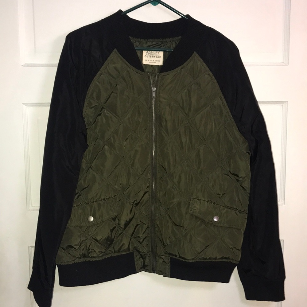 Bomber jacket